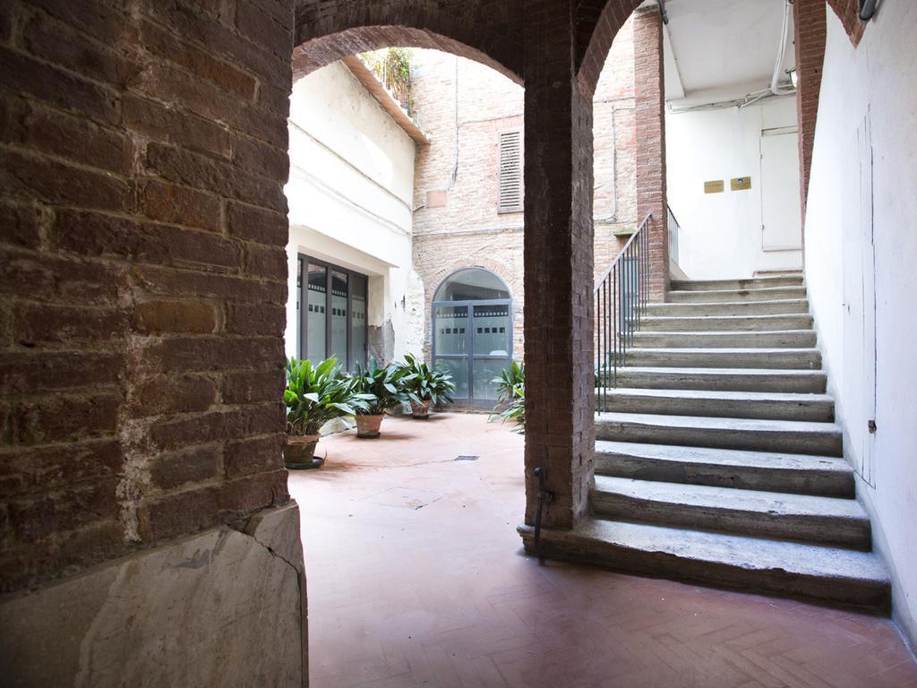 Ferienwohnung Il Nido Del Mangia Siena Exterior foto